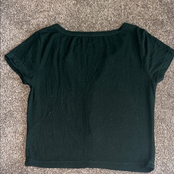 Harlow Green Buttoned Crop Top - Picture 5 of 6